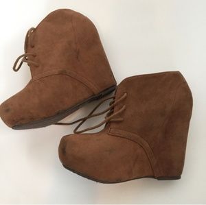 Shi by Journeys Brown Booties